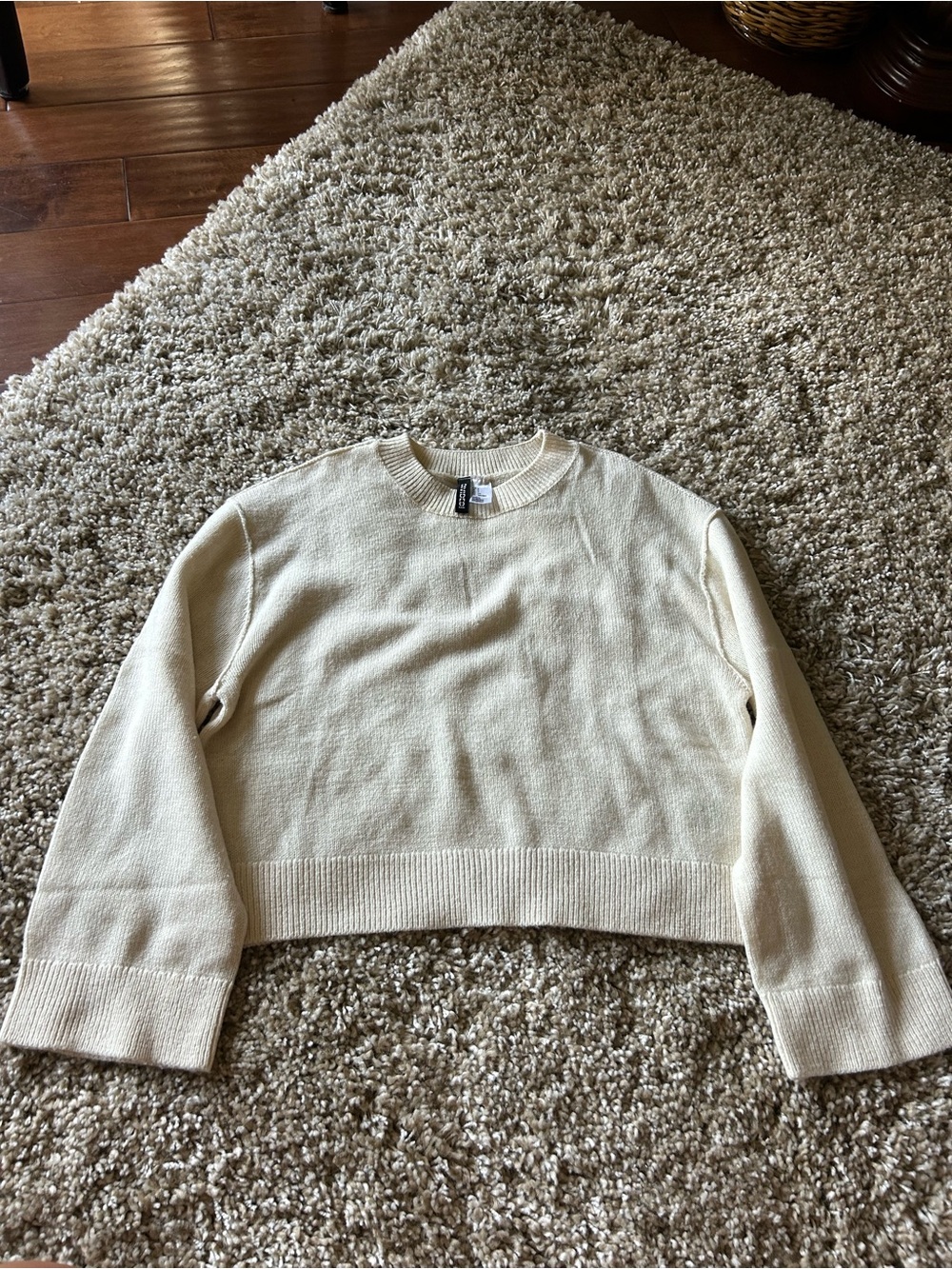H&M Cropped Sweater